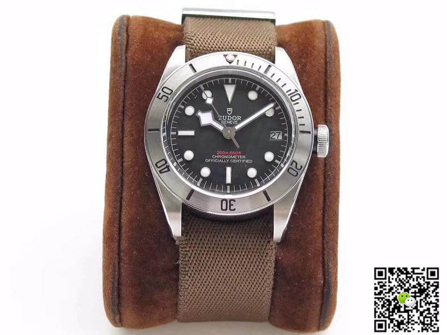 TUDOR Replica Heritage Black Bay 79730-0002 ZF Factory Men Watches 1:1 Best Edition Swiss ETA2824-2 Brown Nato Strap