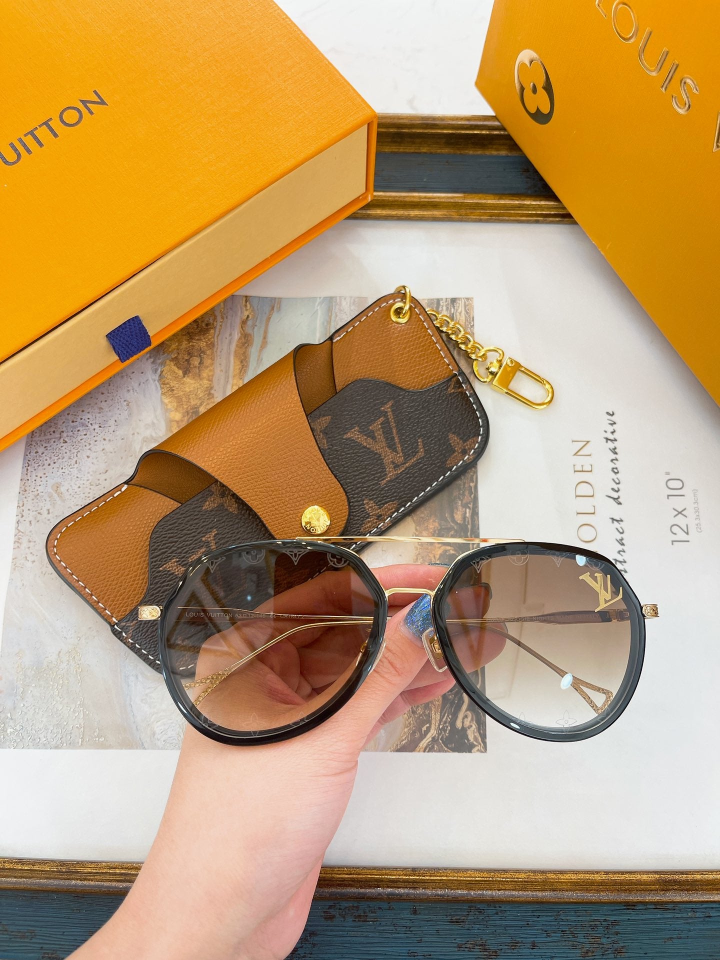 L0vis Vvtt0n Sunglasses