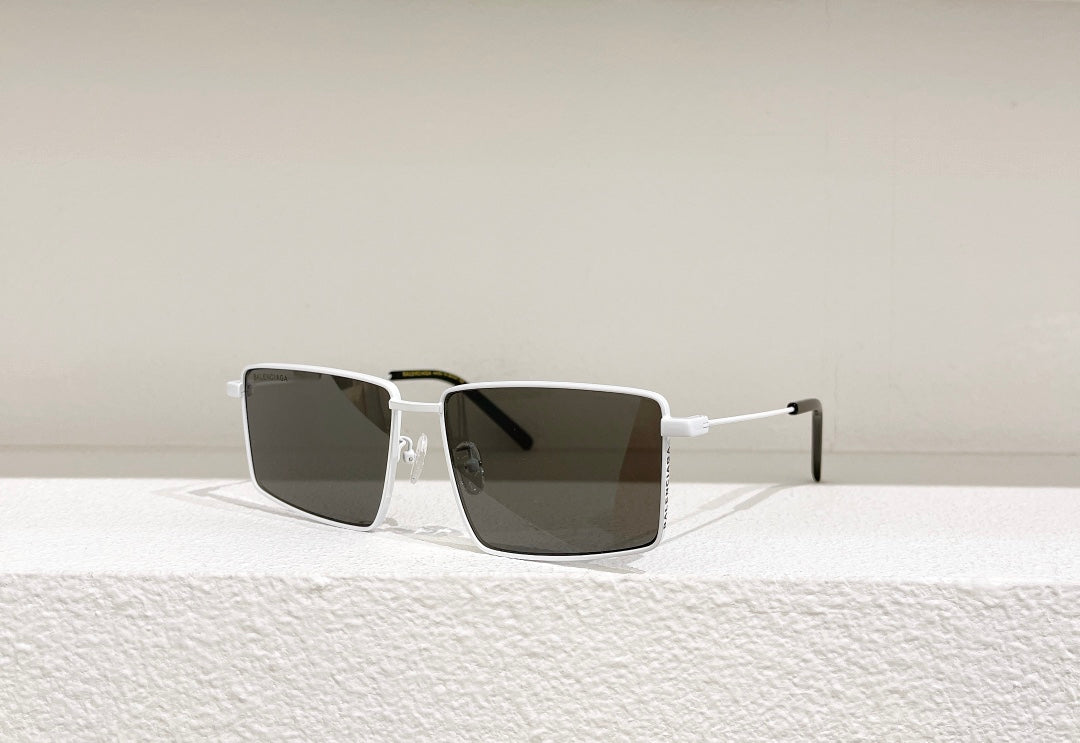 Ba1en*iaga Sunglasses Dupe