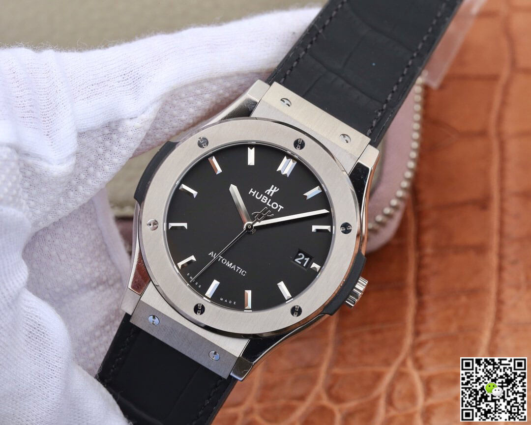 Replica Hublot Classic Fusion 511.NX.1171.LR 1:1 Best Edition WWF Factory Black Dial