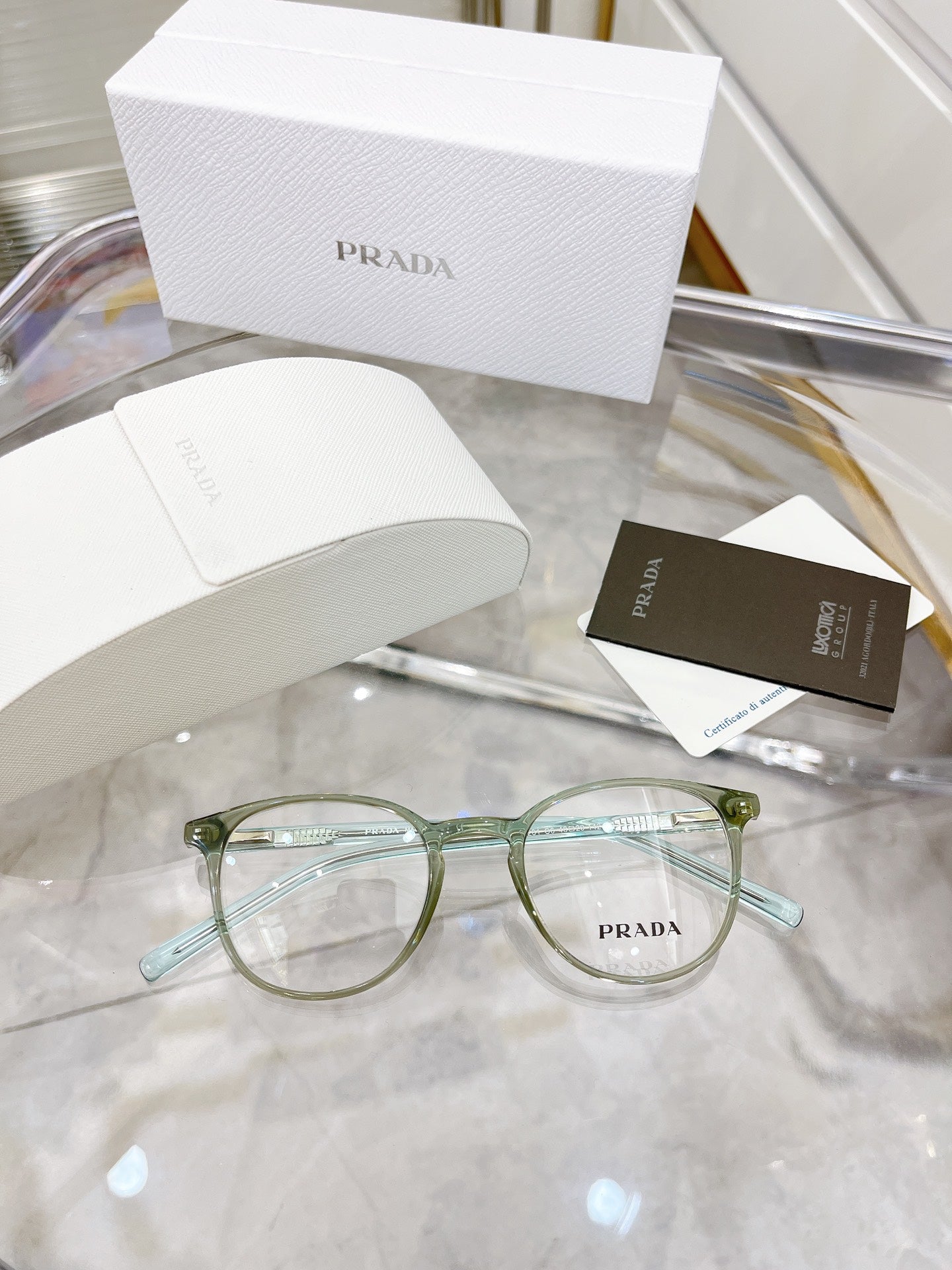 Pra*a Glasses