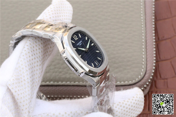 Replica Pat*k Phi1i*pe Nautilus 7118/1A-001 1:1 Best Edition PF Factory Blue Dial