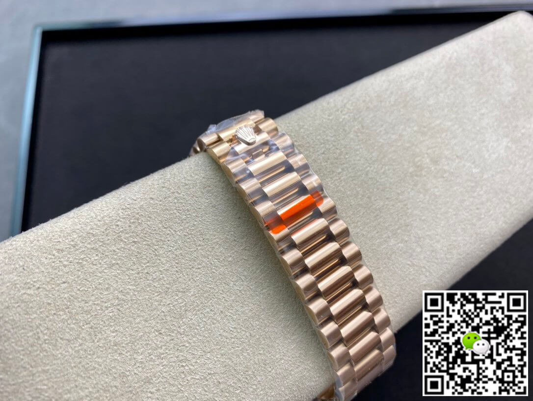 Replica R01ex Day Date 40MM 1:1 Best Edition EW Factory Rose Gold