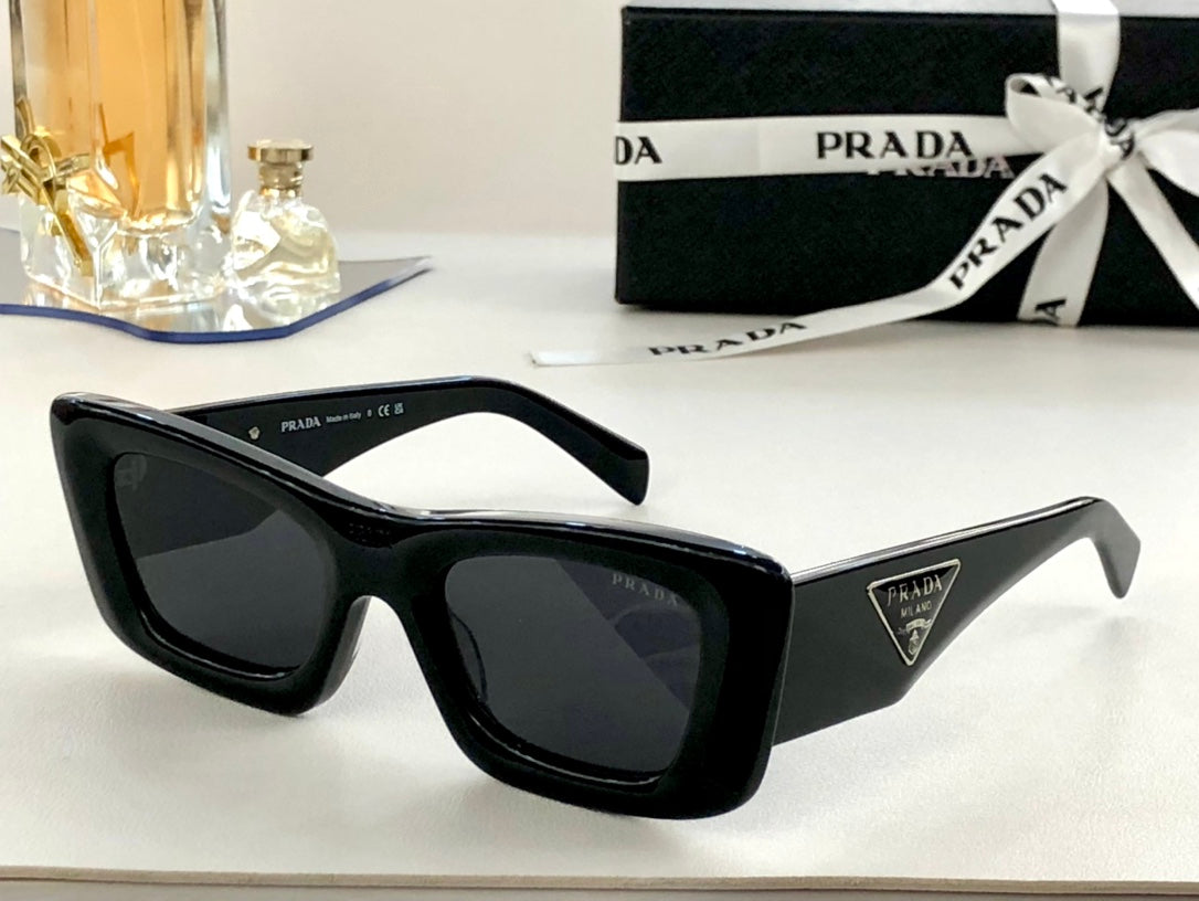 Pra*a Sunglasses
