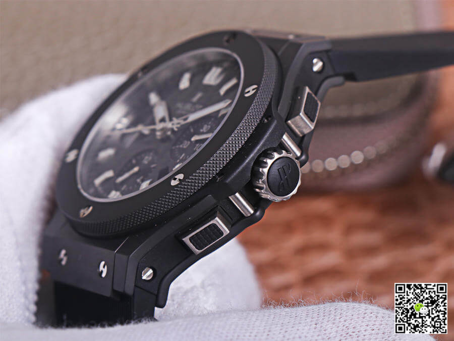 Replica Hublot Big Bang 301.QX.1724.RX 1:1 Best Edition V6 Factory Carbon Fiber