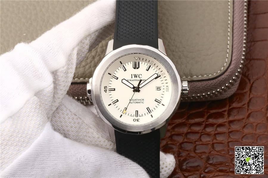 Replica IWC Aquatimer IW329003 1:1 Best Edition V6 Factory Silver White Dial