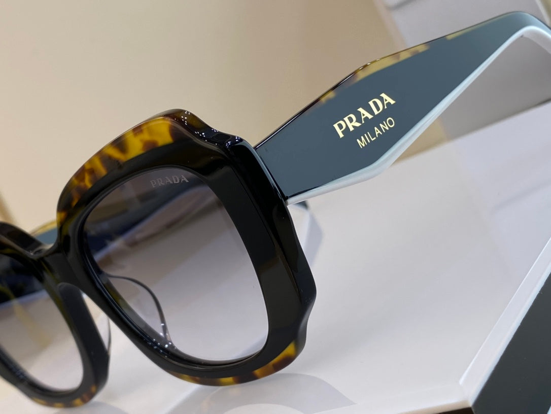 Pra*a Sunglasses
