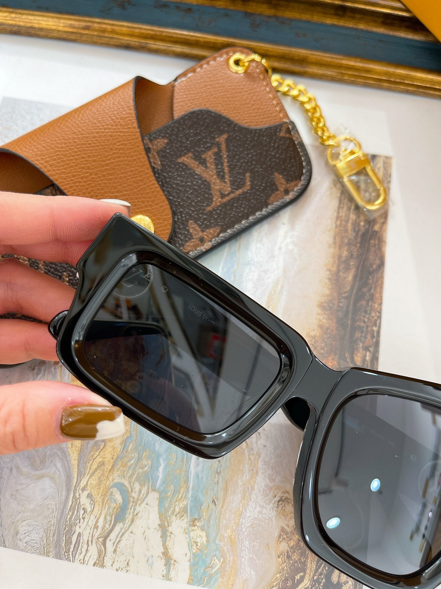 L0vis Vvtt0n Sunglasses