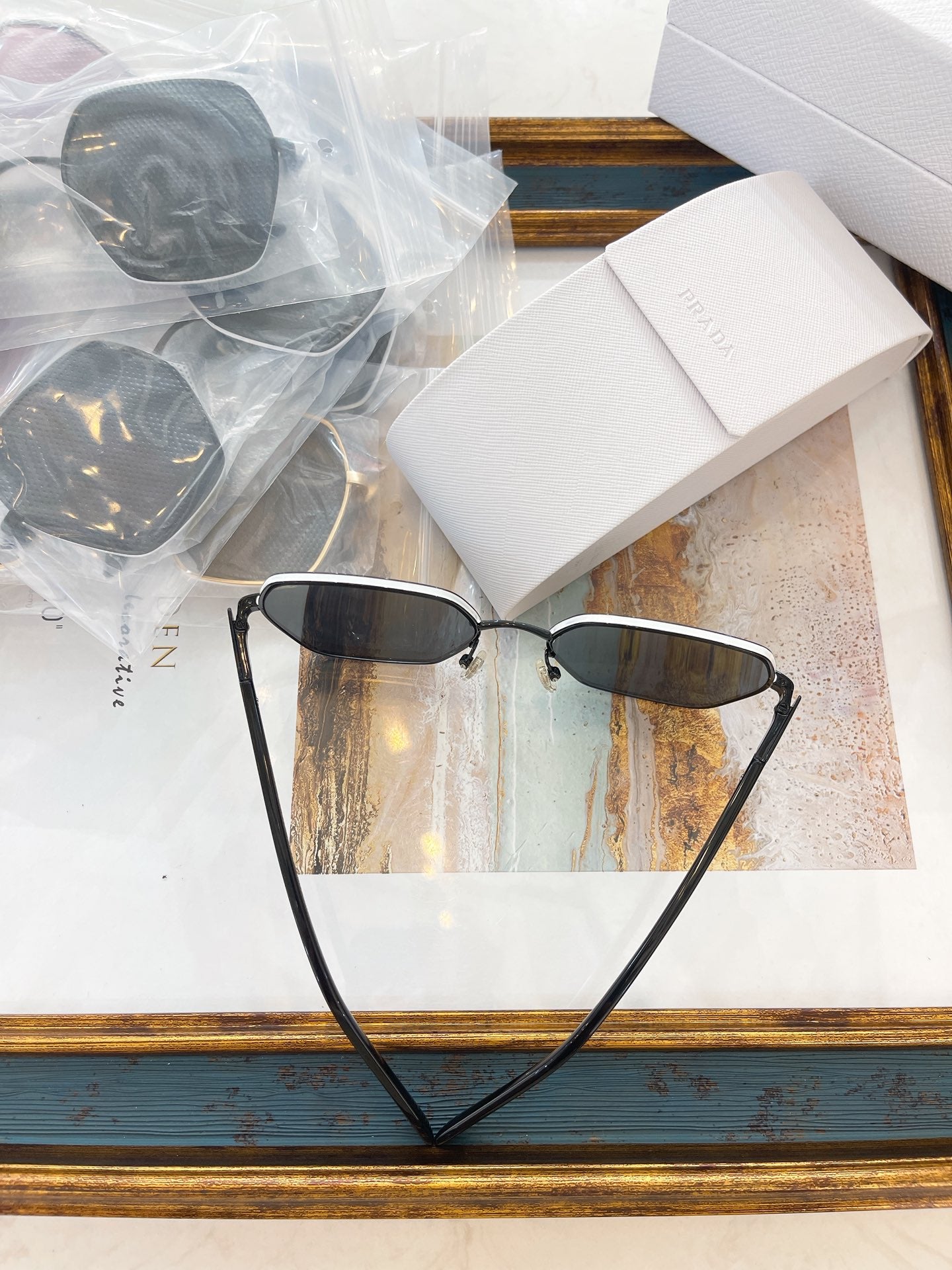 Pra*a Sunglasses