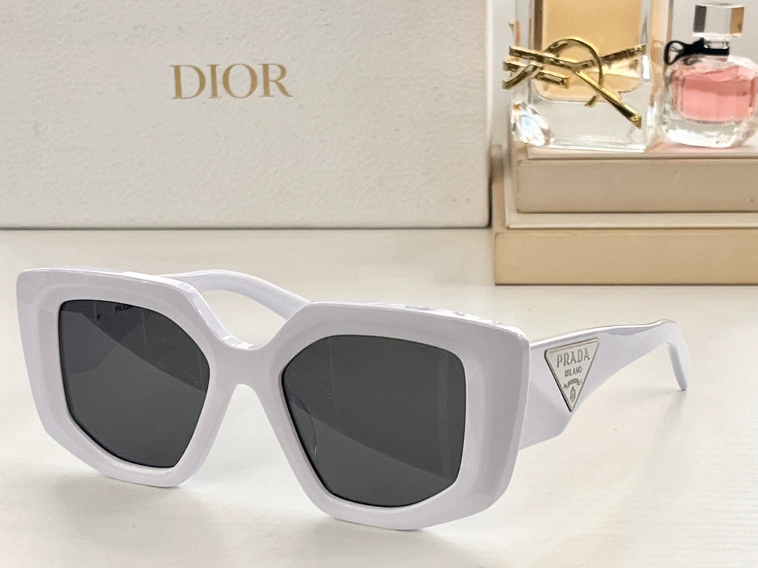 Pra*a Sunglasses
