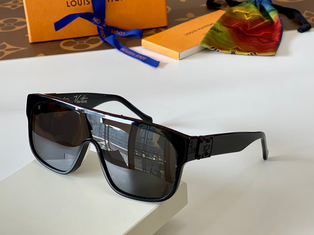 L0vis Vvtt0n Sunglasses