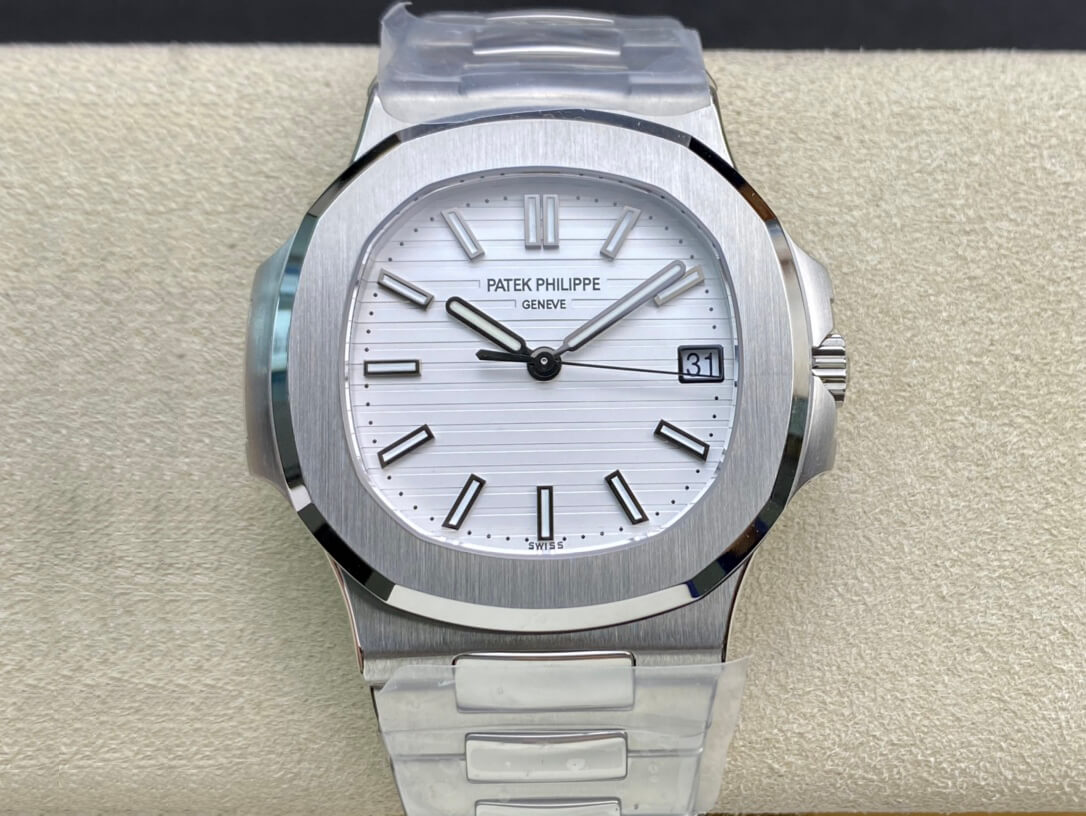 Replica Pat*k Phi1i*pe Nautilus 5711/1A-011 1:1 Best Edition 3K Factory White Dial