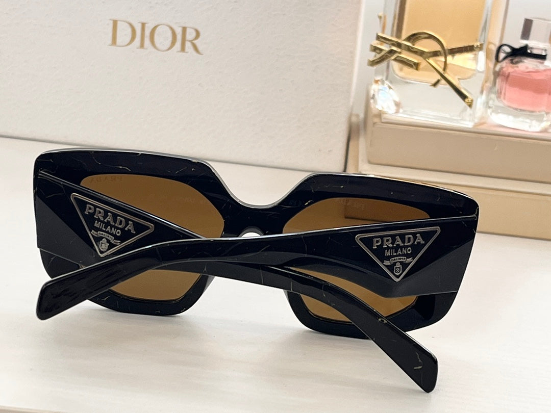 Pra*a Sunglasses