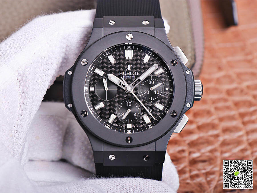 Replica Hublot Big Bang 301.QX.1724.RX 1:1 Best Edition V6 Factory Carbon Fiber