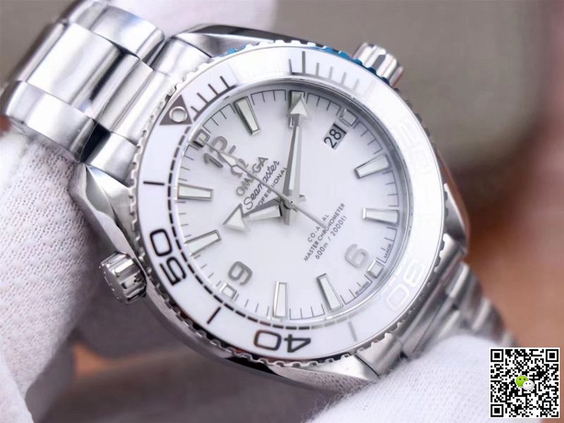 Replica 0me*ga Seamaster 215.30.40.20.04.001 Planet Ocean 600M 1:1 Best Edition VS Factory White Dial Swiss ETA8800