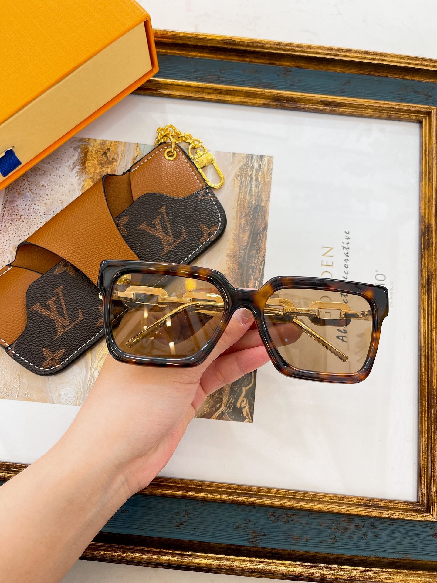L0vis Vvtt0n Sunglasses