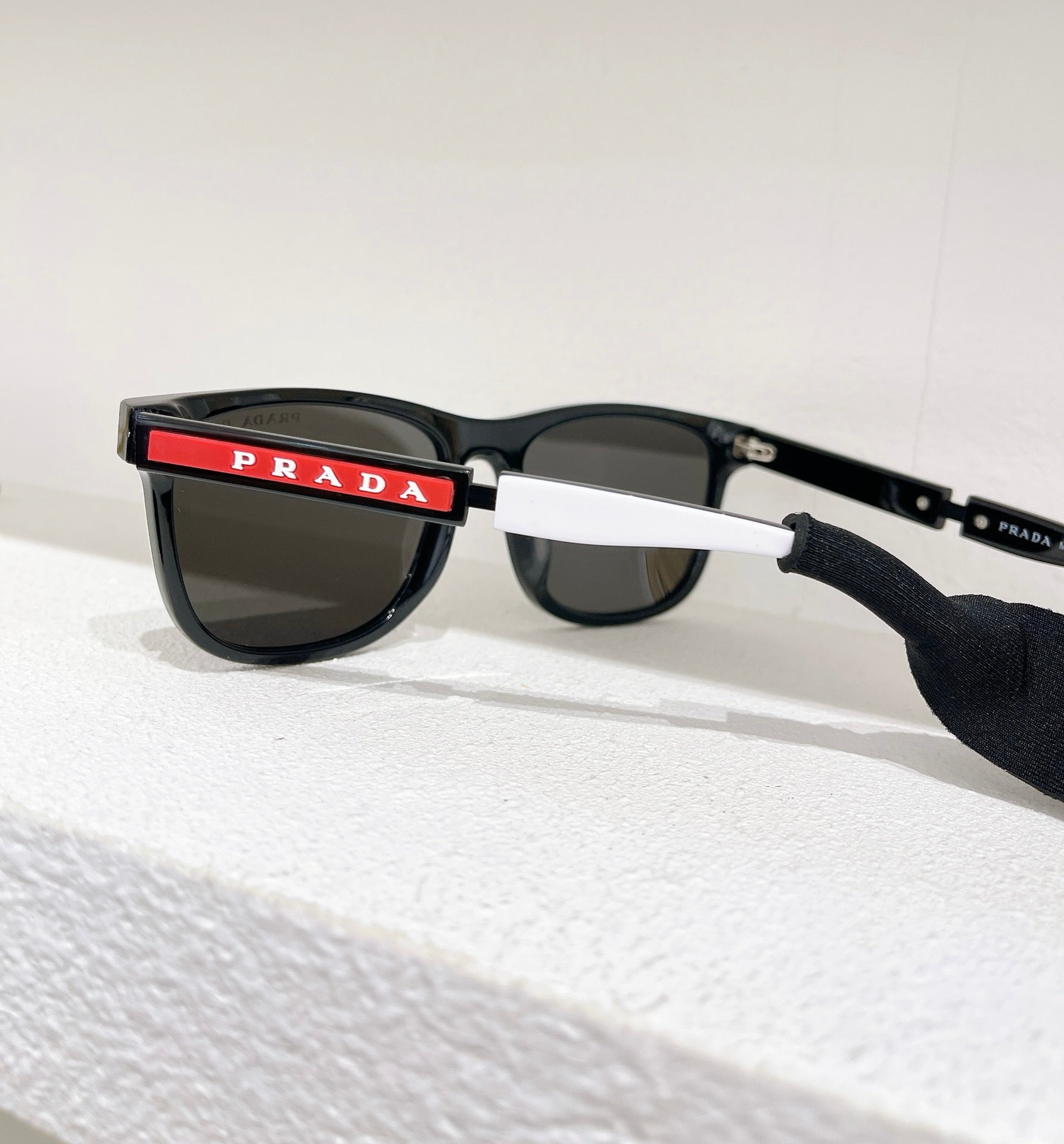 Pra*a Sunglasses