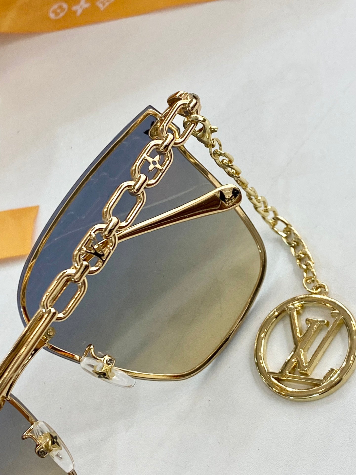 L0vis Vvtt0n Sunglasses