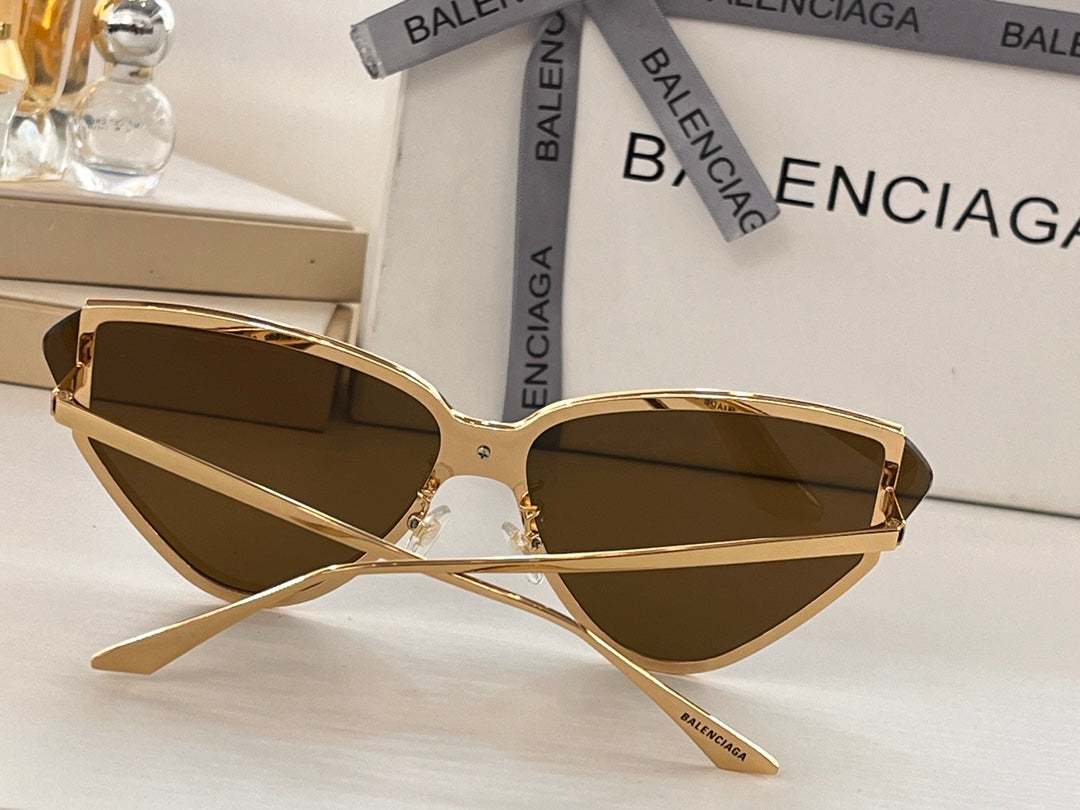 Ba1en*iaga Sunglasses Dupe