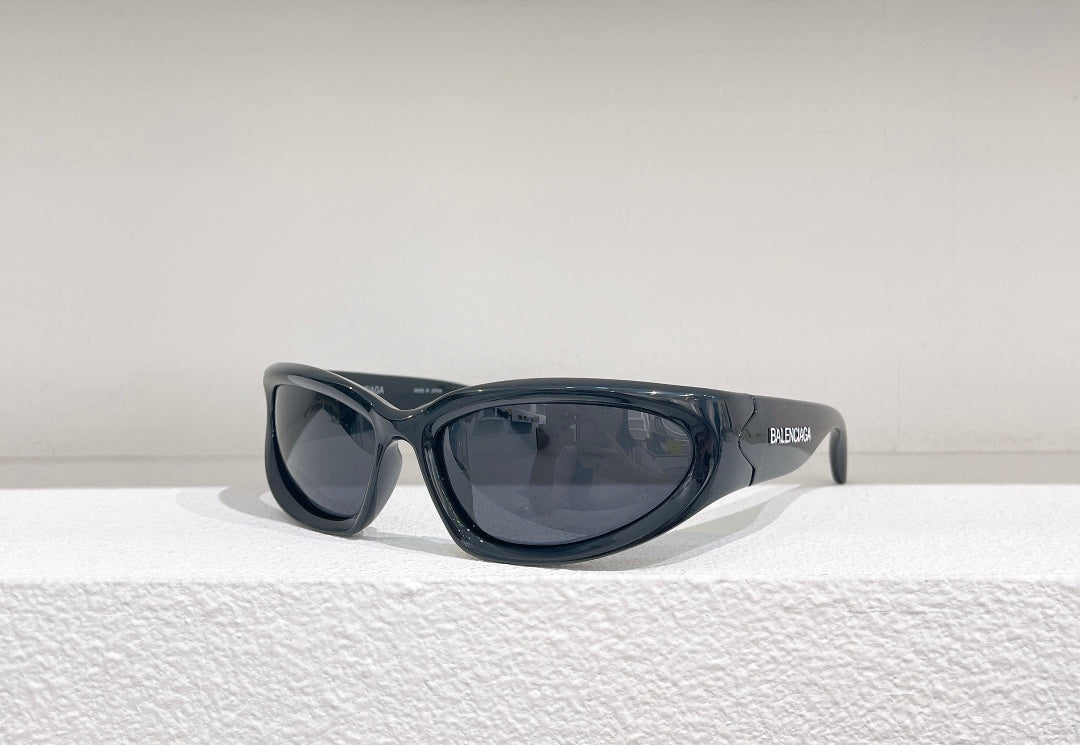 Ba1en*iaga Sunglasses Dupe
