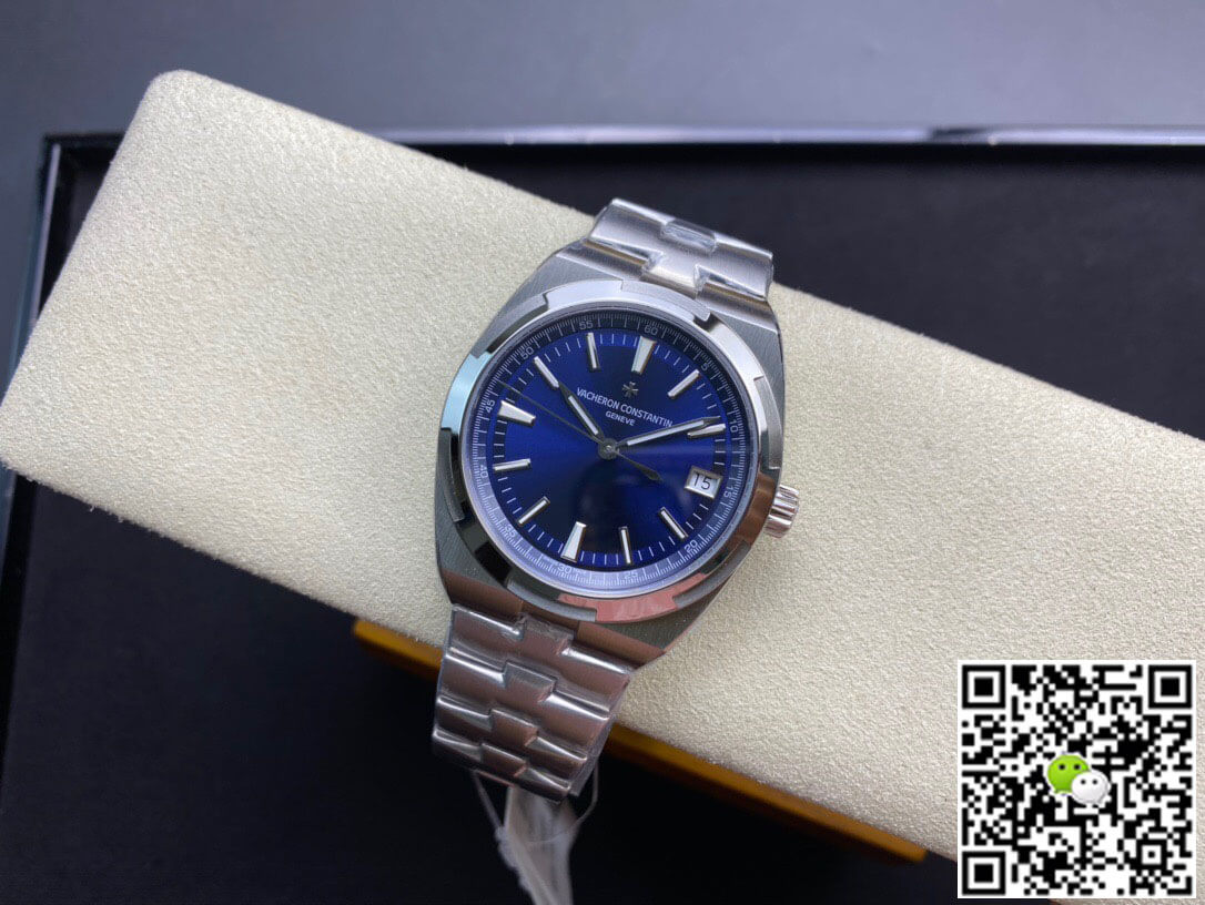 Replica Vacheron C0nstan1n Overseas 4500V/110A-B128 1:1 Best Edition 8F Factory Blue Dial