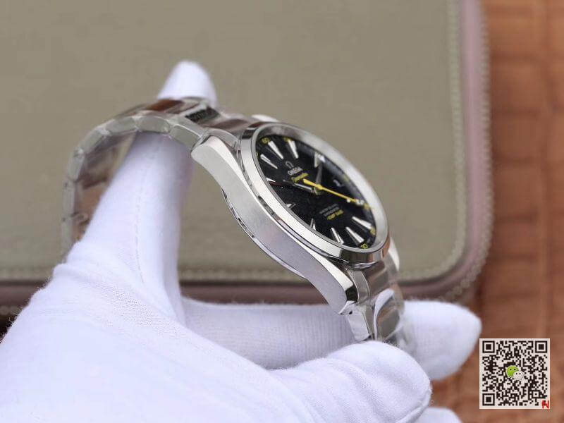 Replica 0me*ga Seamaster Aqua Terra 231.10.42.21.03.004 150M  James Bond  Stainless Steel 1:1 Best Edition Stainless Steel Bracelet Swiss ETA8500 Blue textured dial