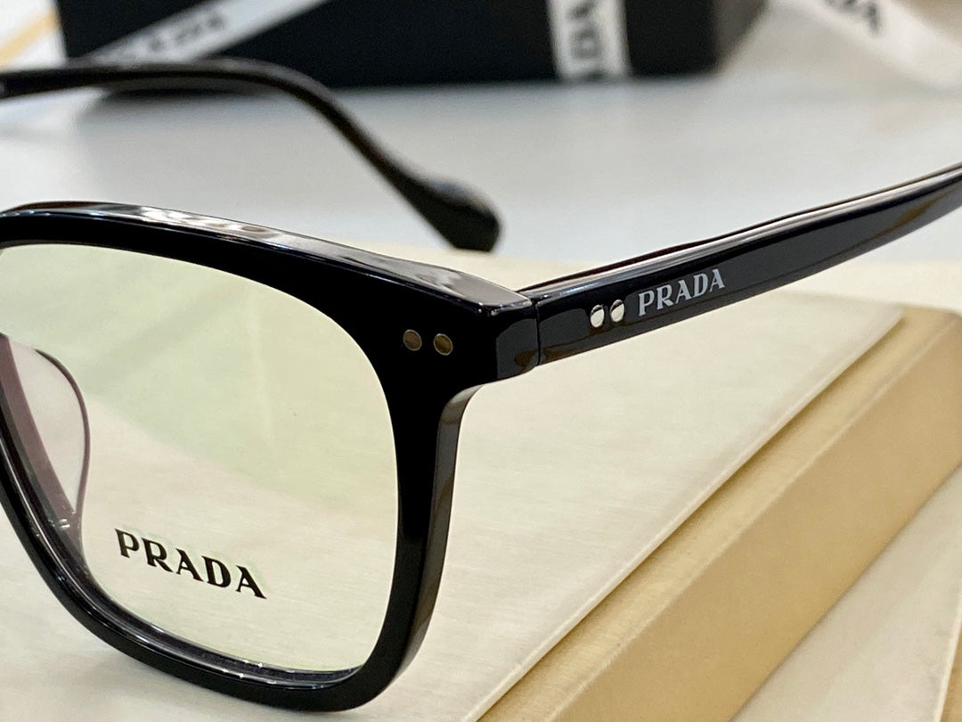 Pra*a Glasses