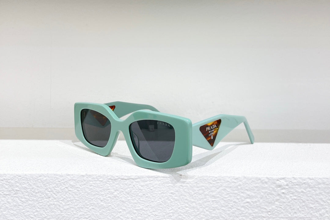 Pra*a Sunglasses