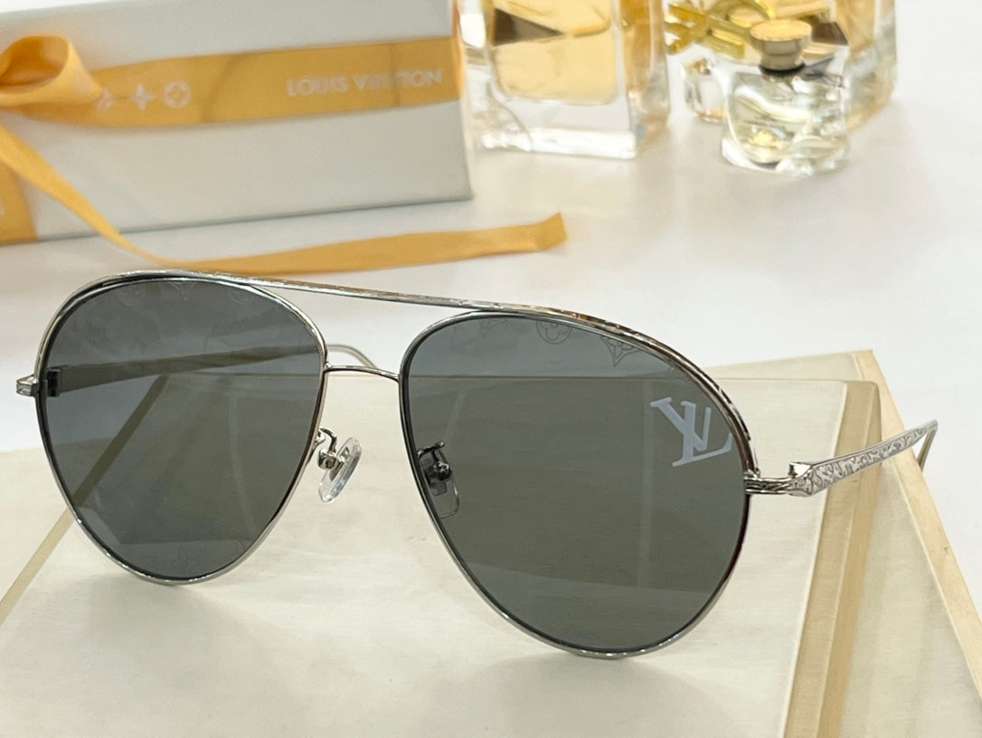L0vis Vvtt0n Sunglasses