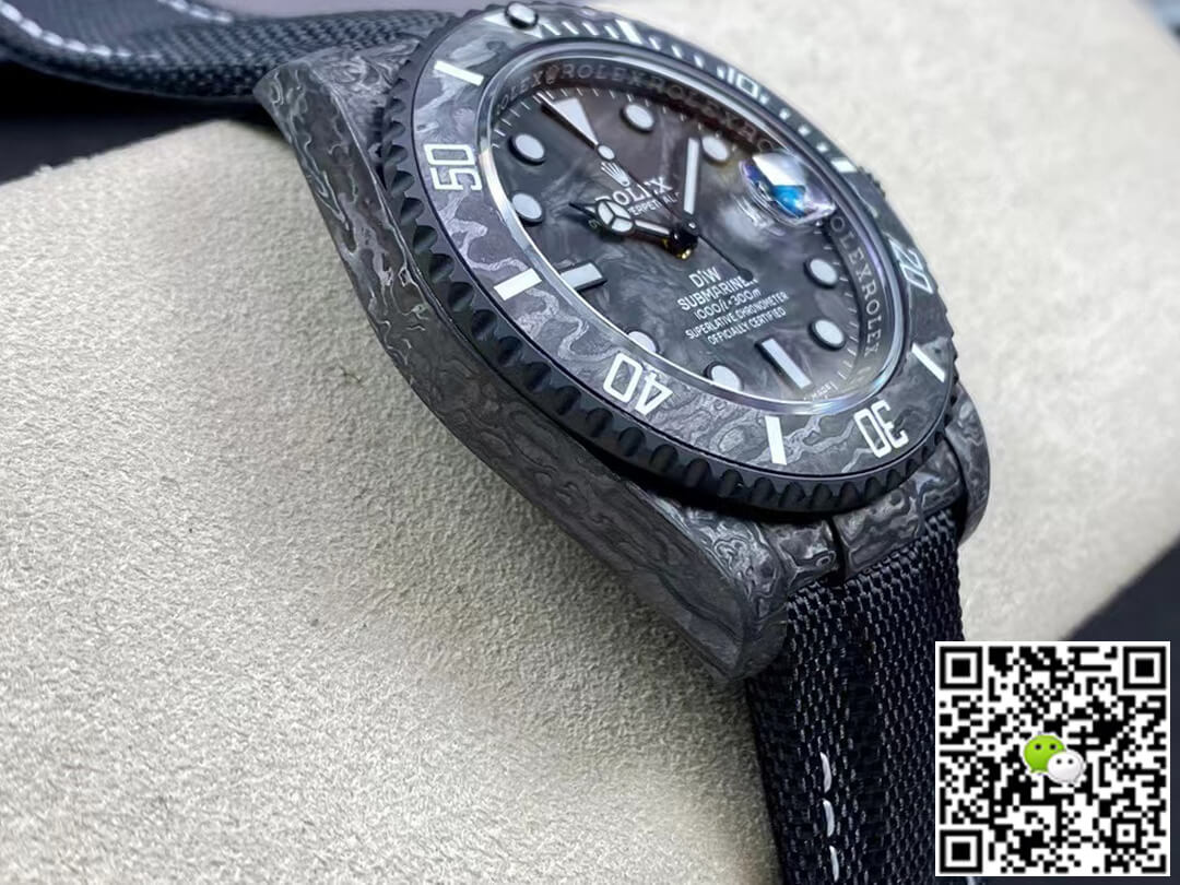 R01ex Submariner Replica 1:1 Best Edition VS Factory DIW Carbon Fiber Dial