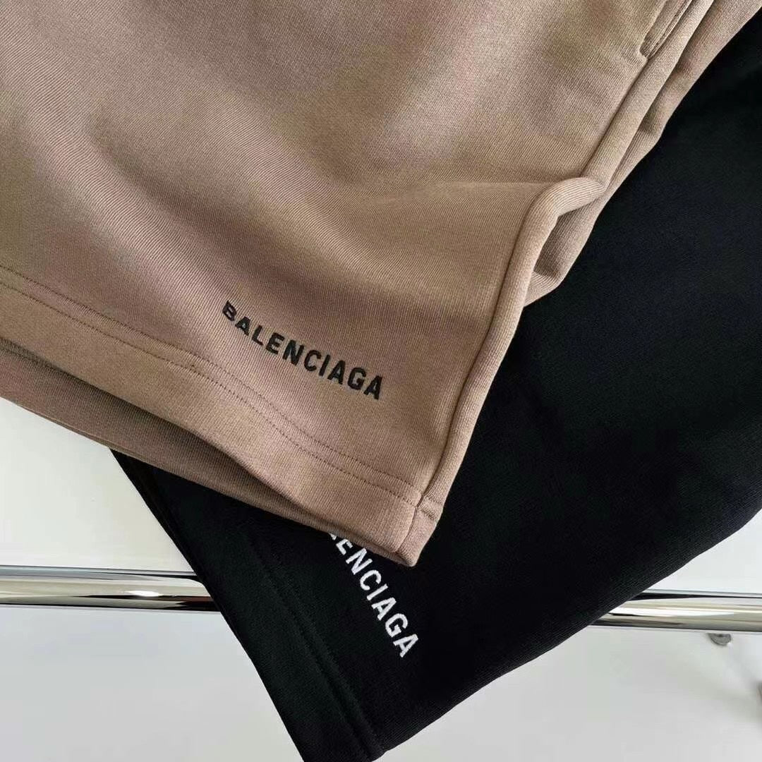 Ba1en*iaga Shorts