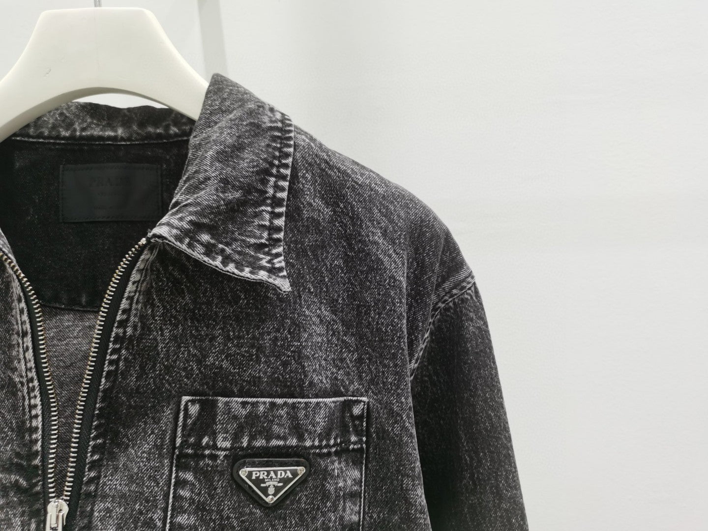 Pra*a Jacket
