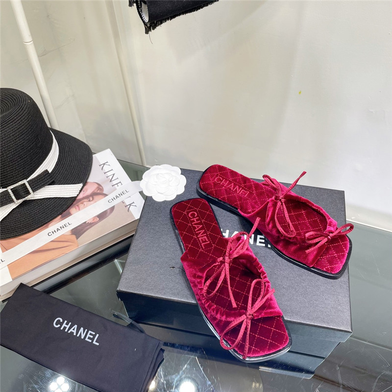 Ch**el Flat Dupes slippers