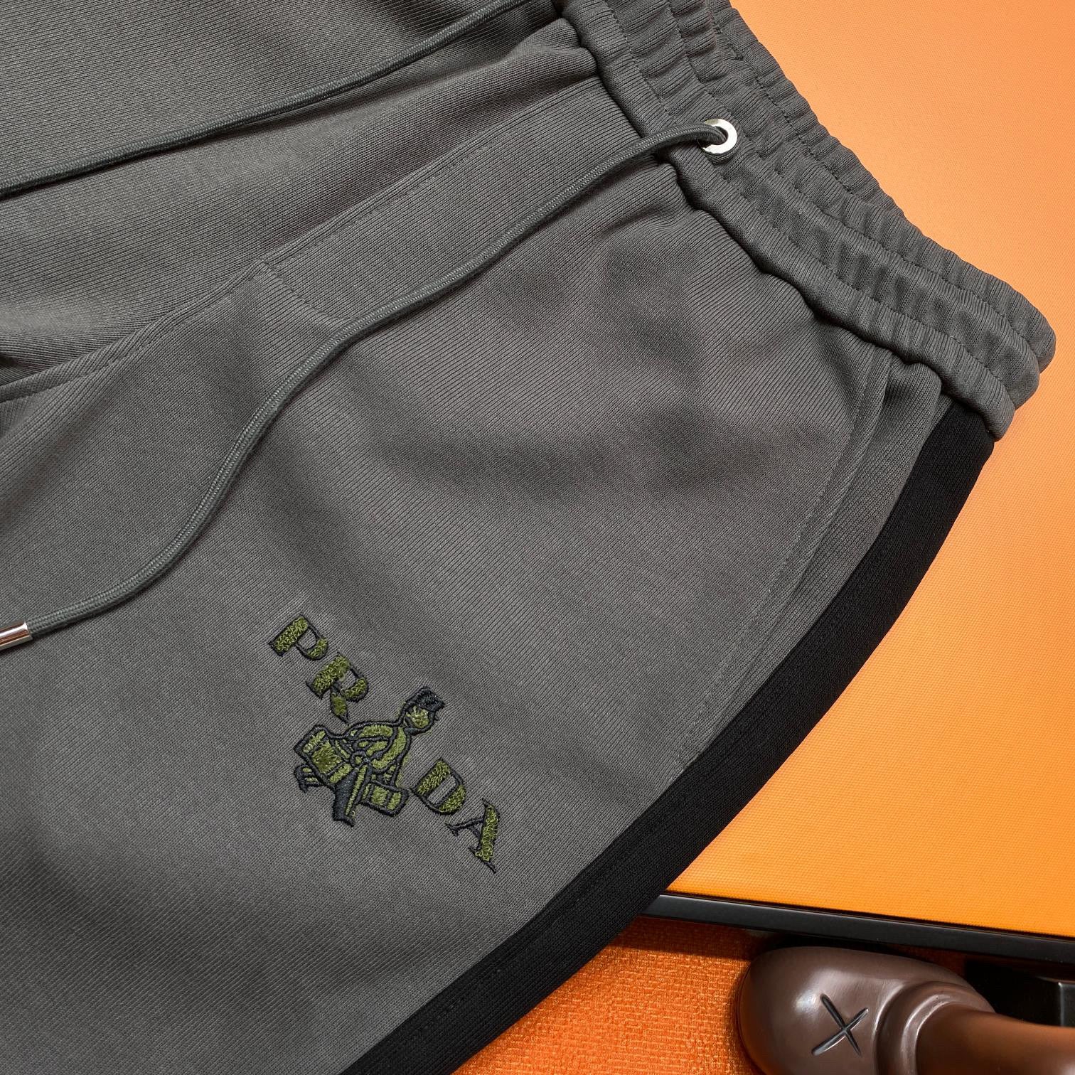 Pra*a Sweatpants