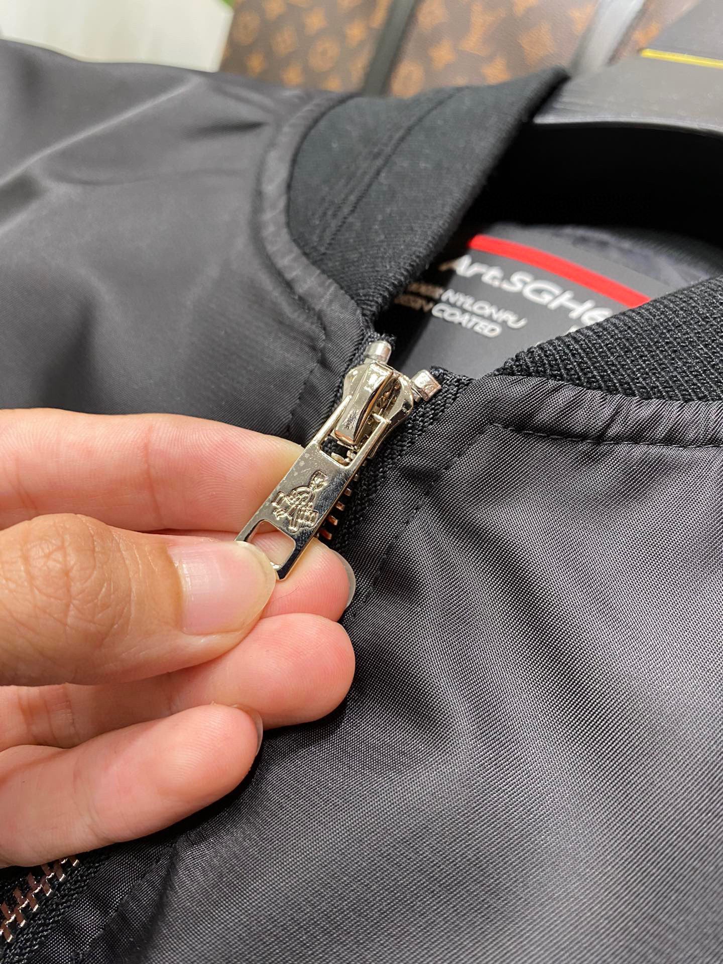 Pra*a Jacket