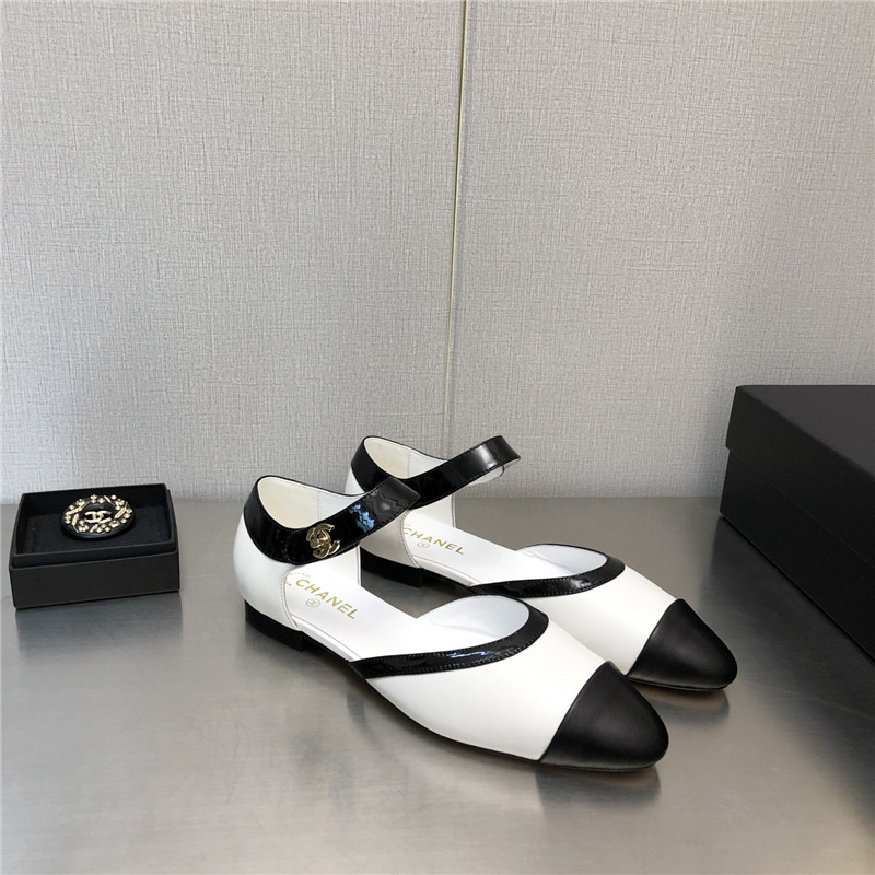 Ch**el flat sandals