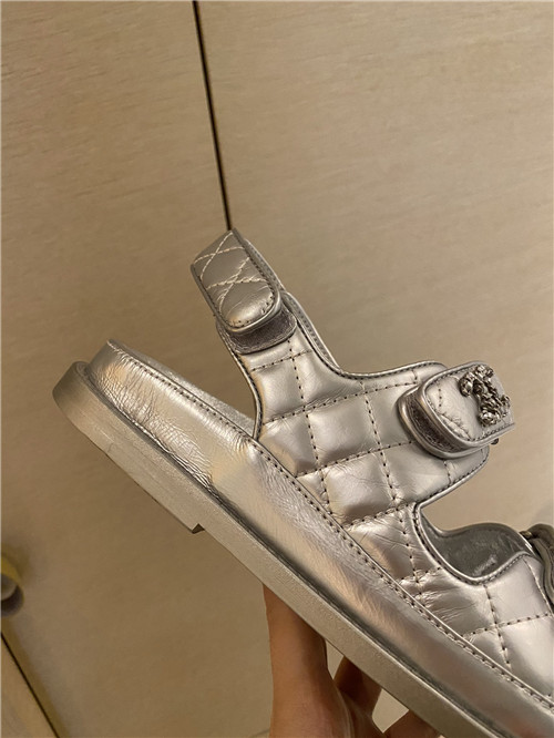 Ch**el flat beach shoes sandals
