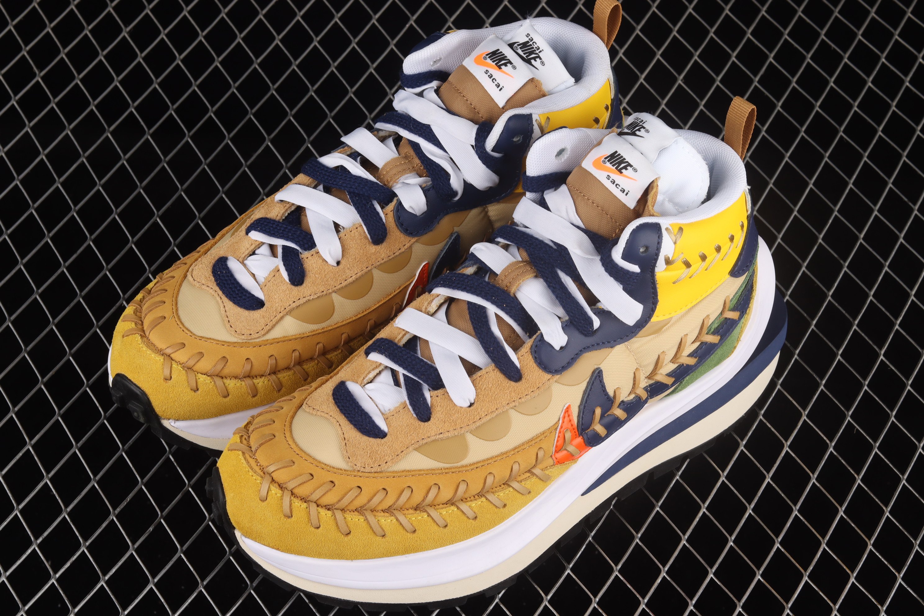 Nike Vaporwaffle, Sacai Jean Paul Gaultier Sesame Blue