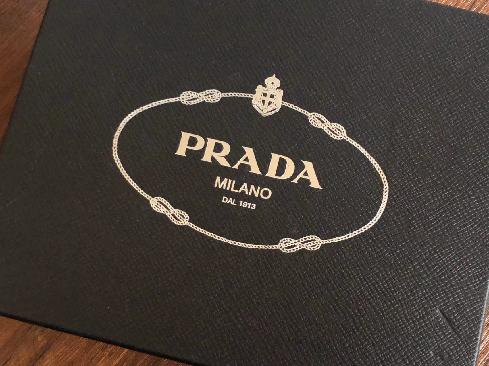 Pra*a Bag Dupe