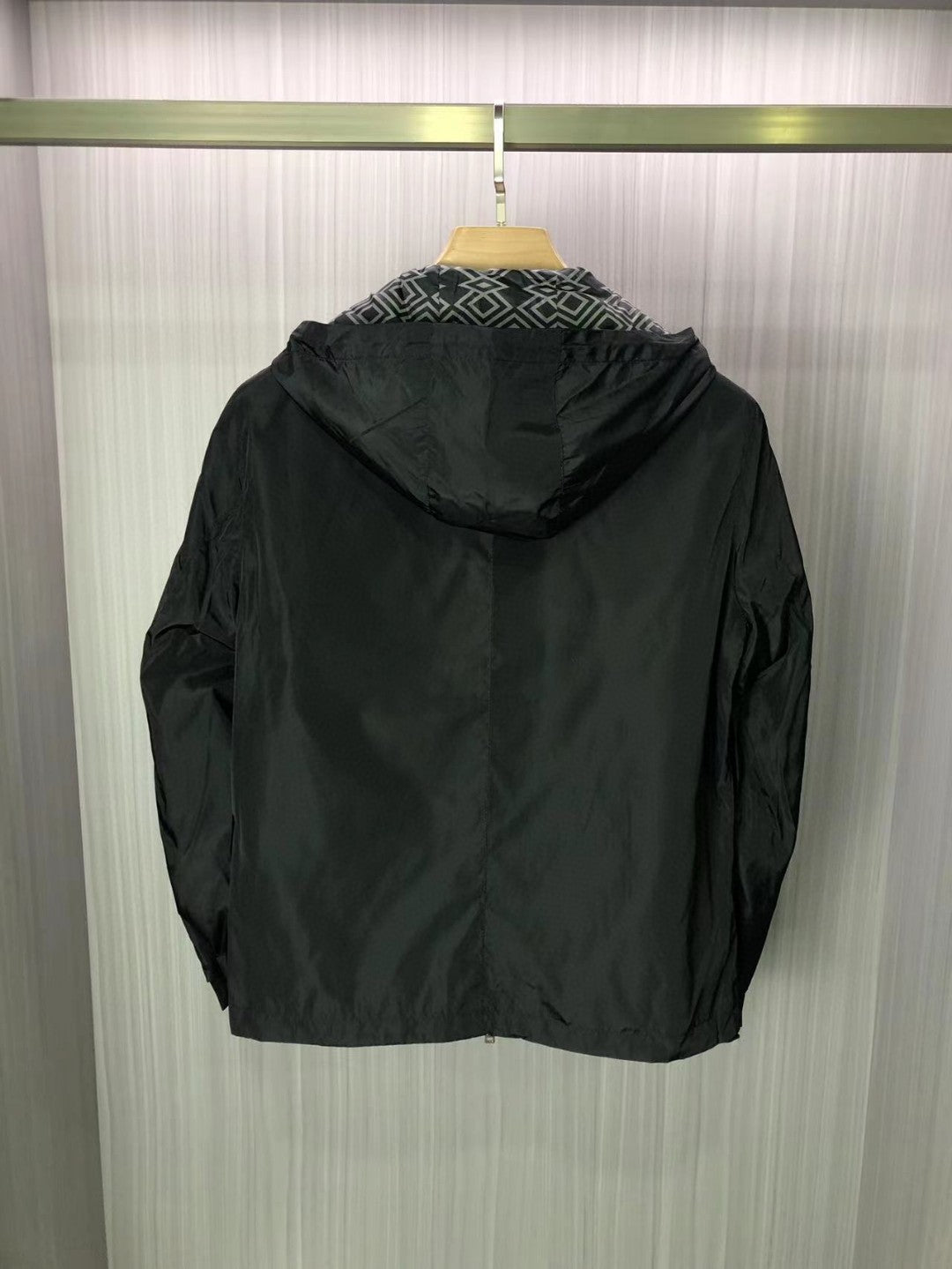 Pra*a Jacket
