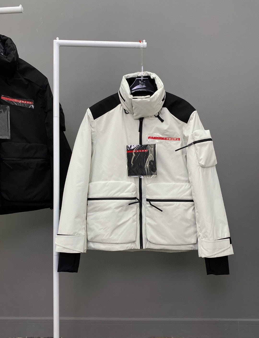 Pra*a Jacket