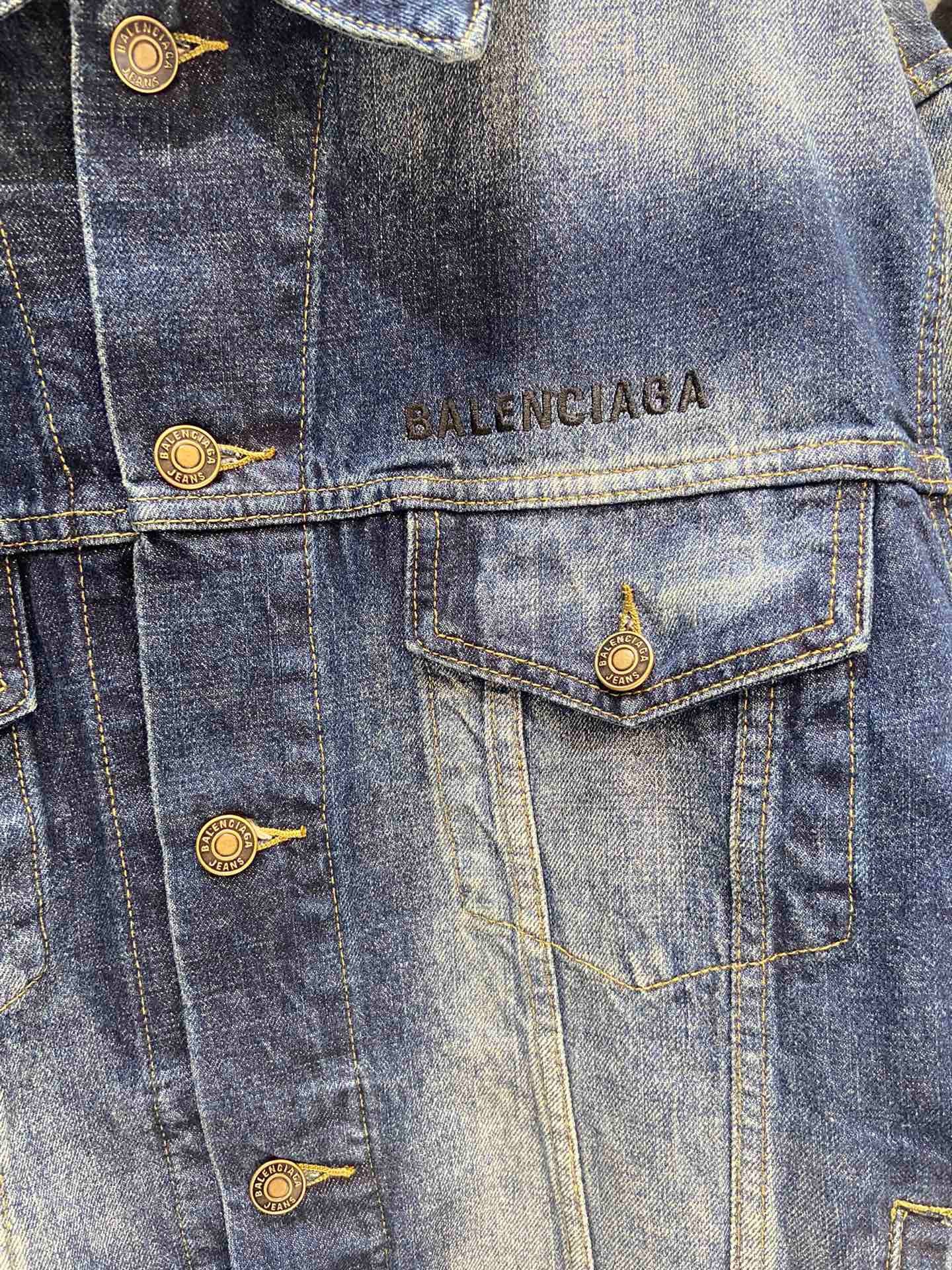 Ba1en*iaga Jacket
