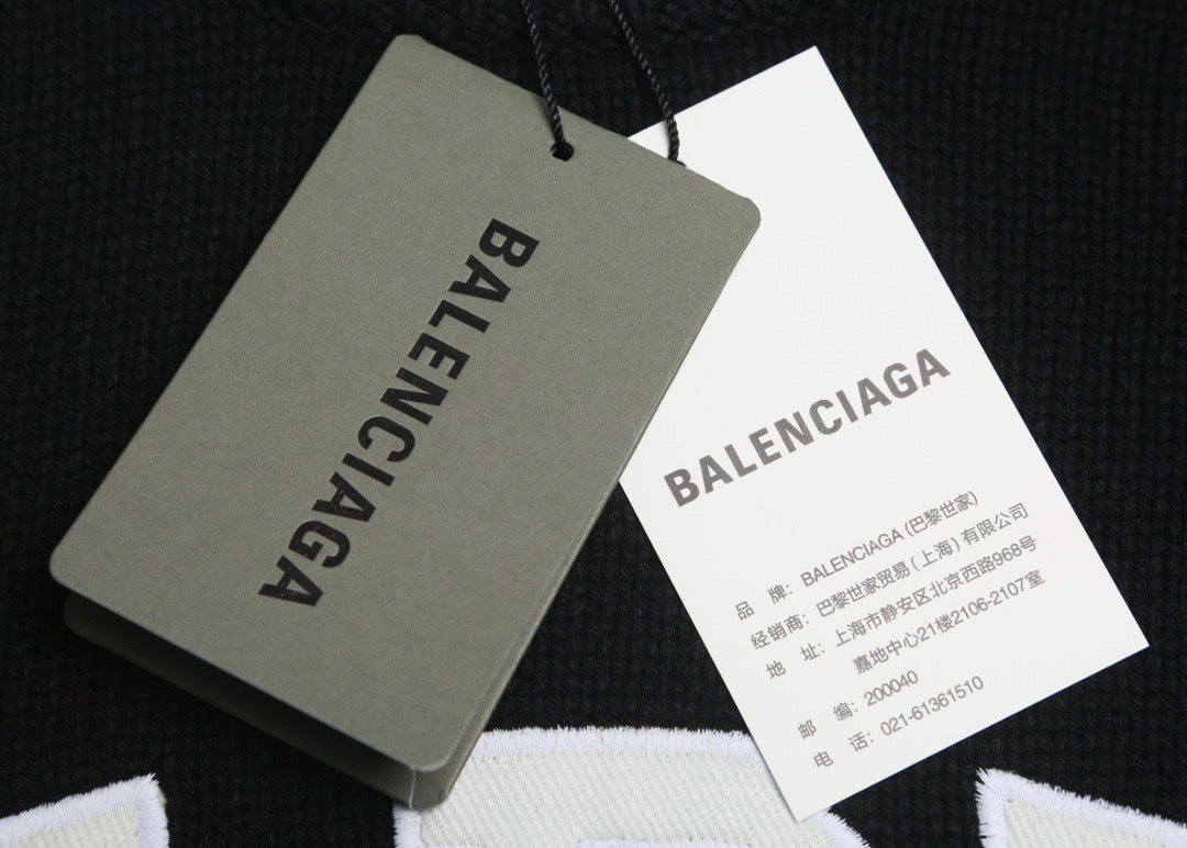 Ba1en*iaga Sweater