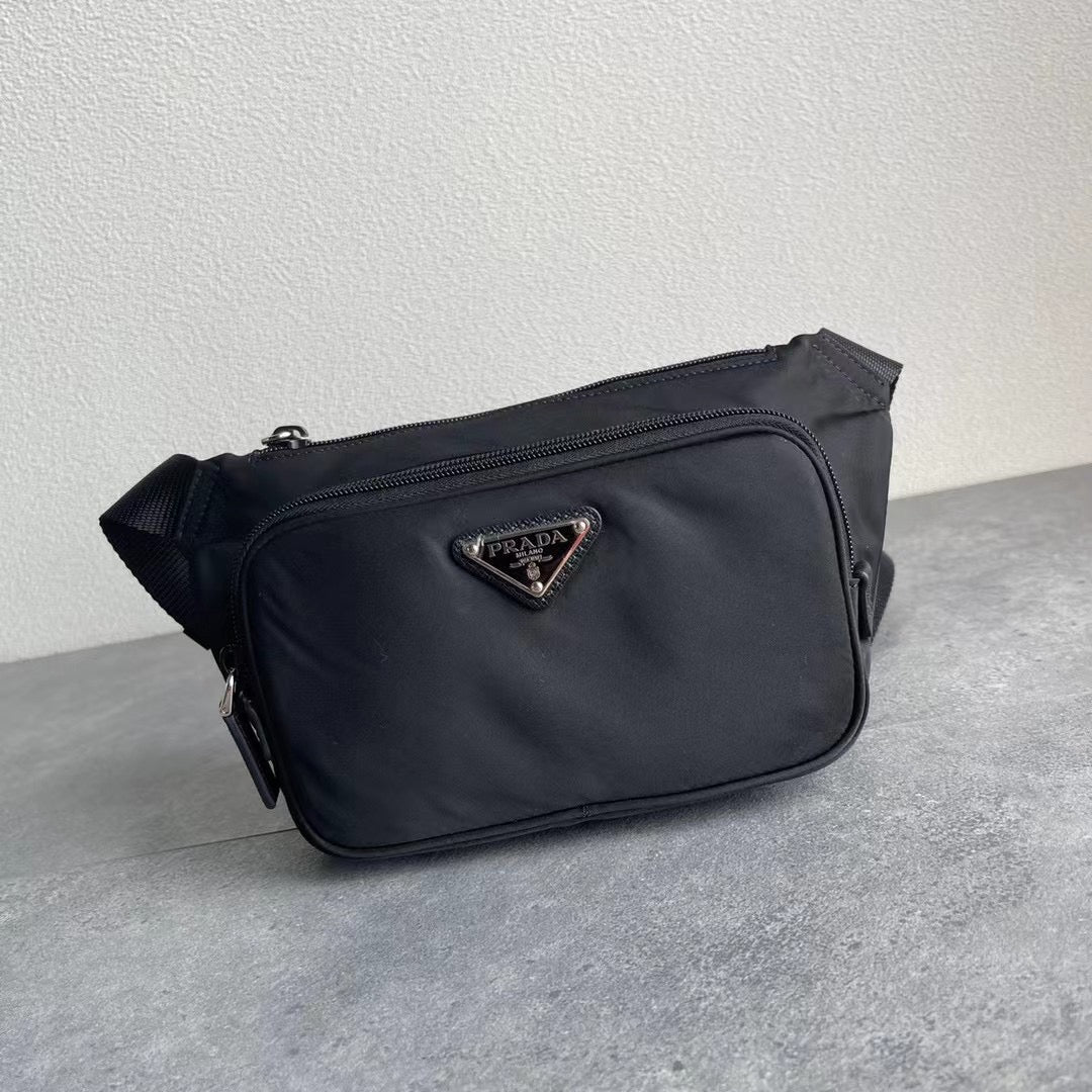 Pra*a Bag Dupe