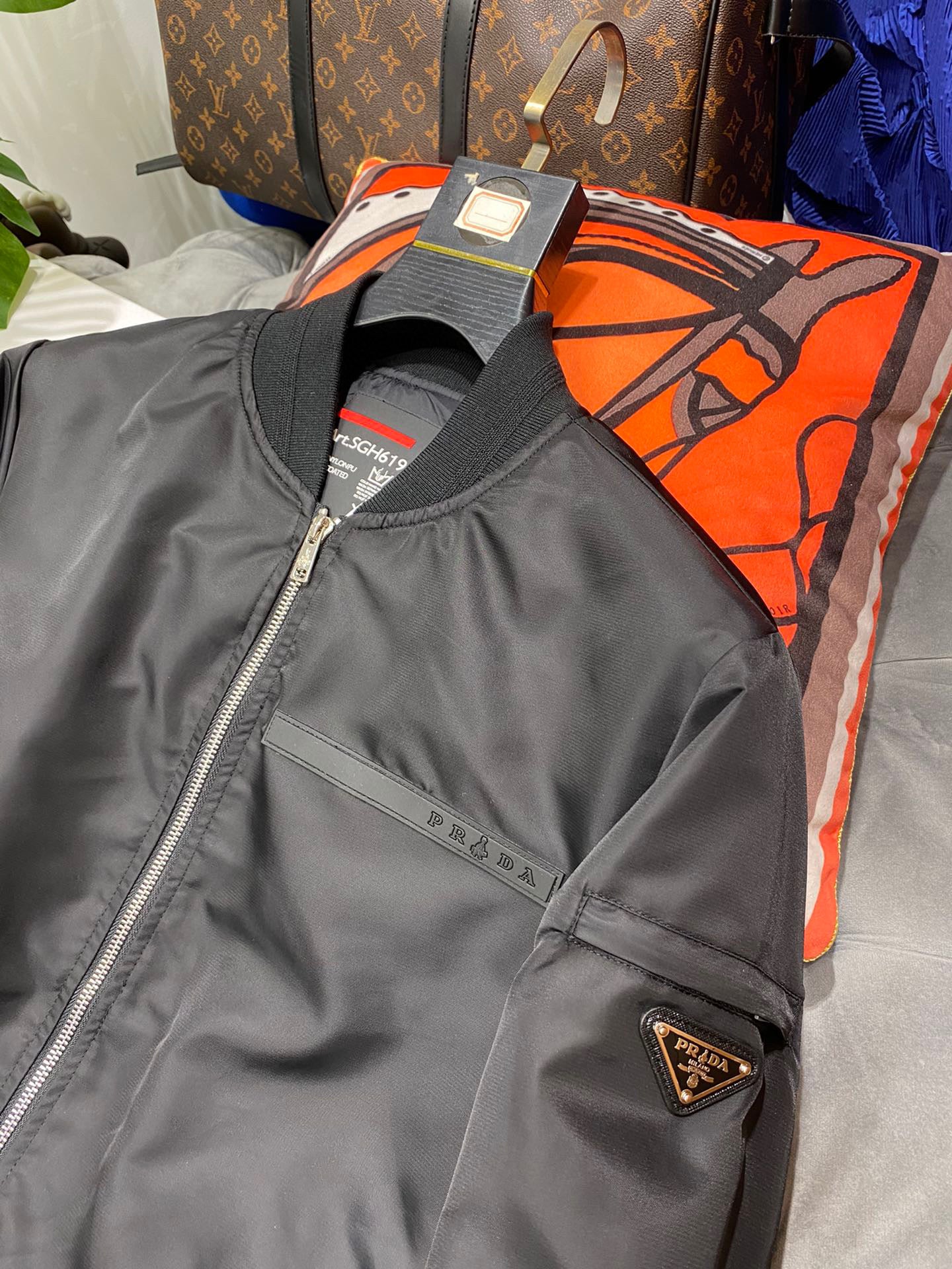 Pra*a Jacket
