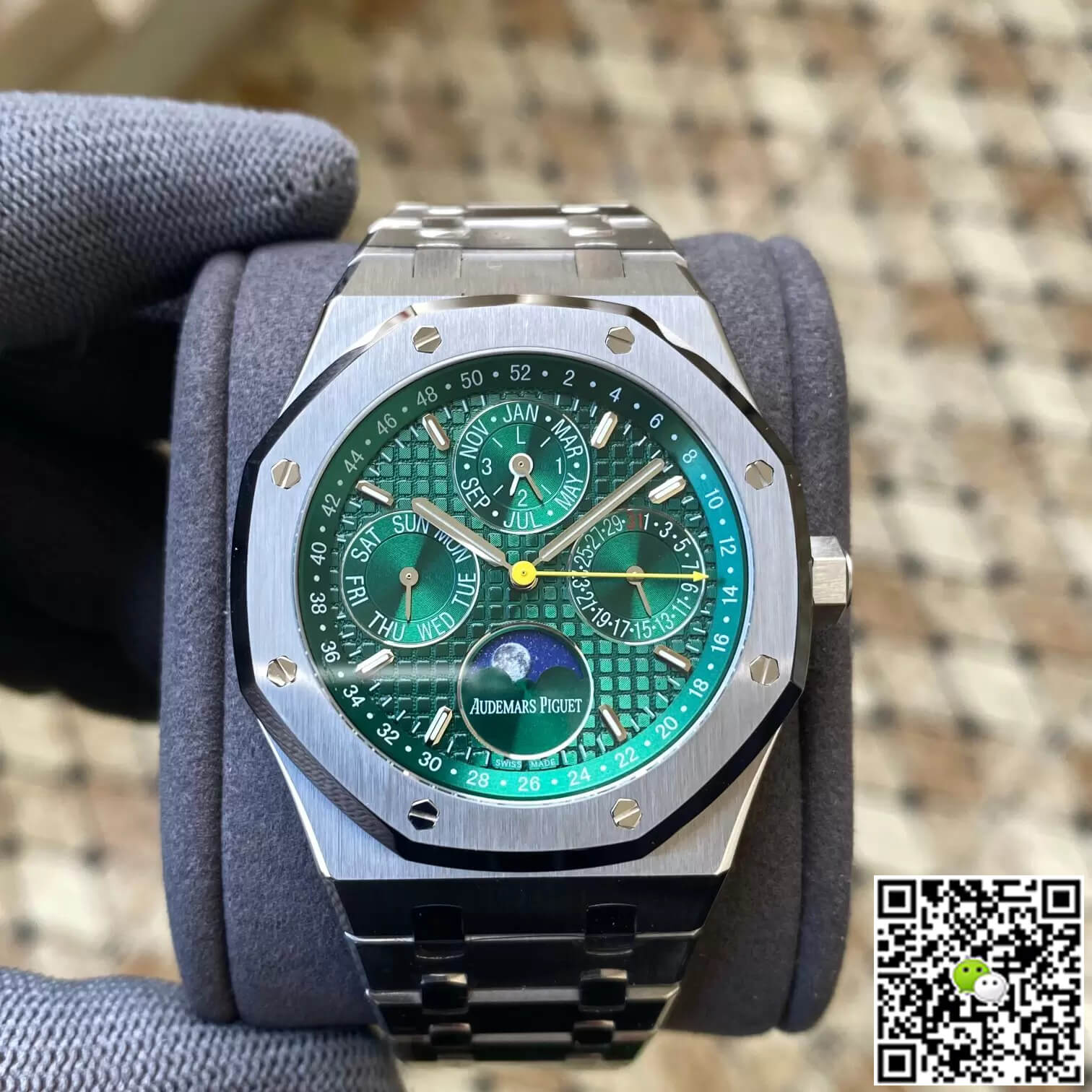 Replica Audemars P1g*et Royal Oak 26606ST.OO.1220ST.01 1:1 Best Edition APS Factory Green Dial