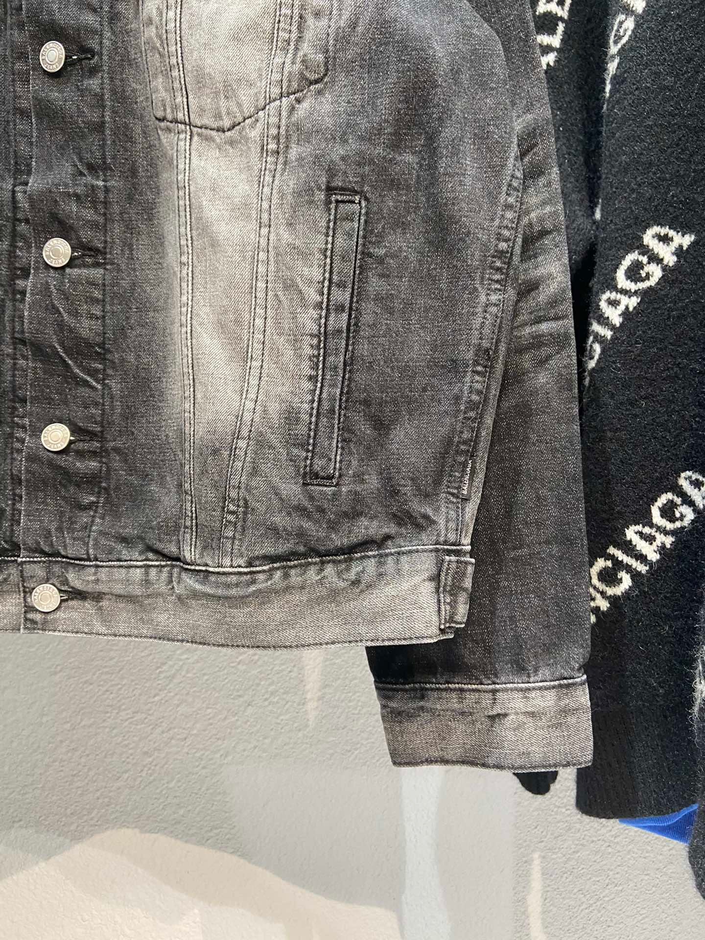 Ba1en*iaga Jacket