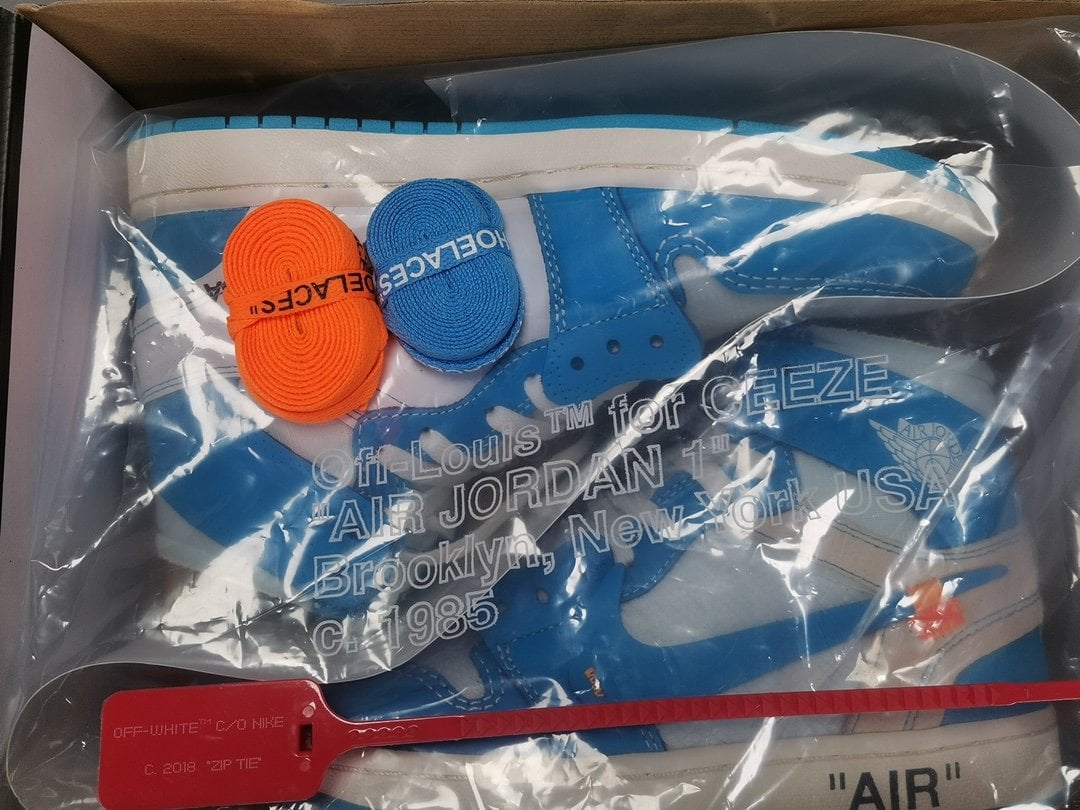 Jordan 1 Retro High Off-White University Blue Extended Size