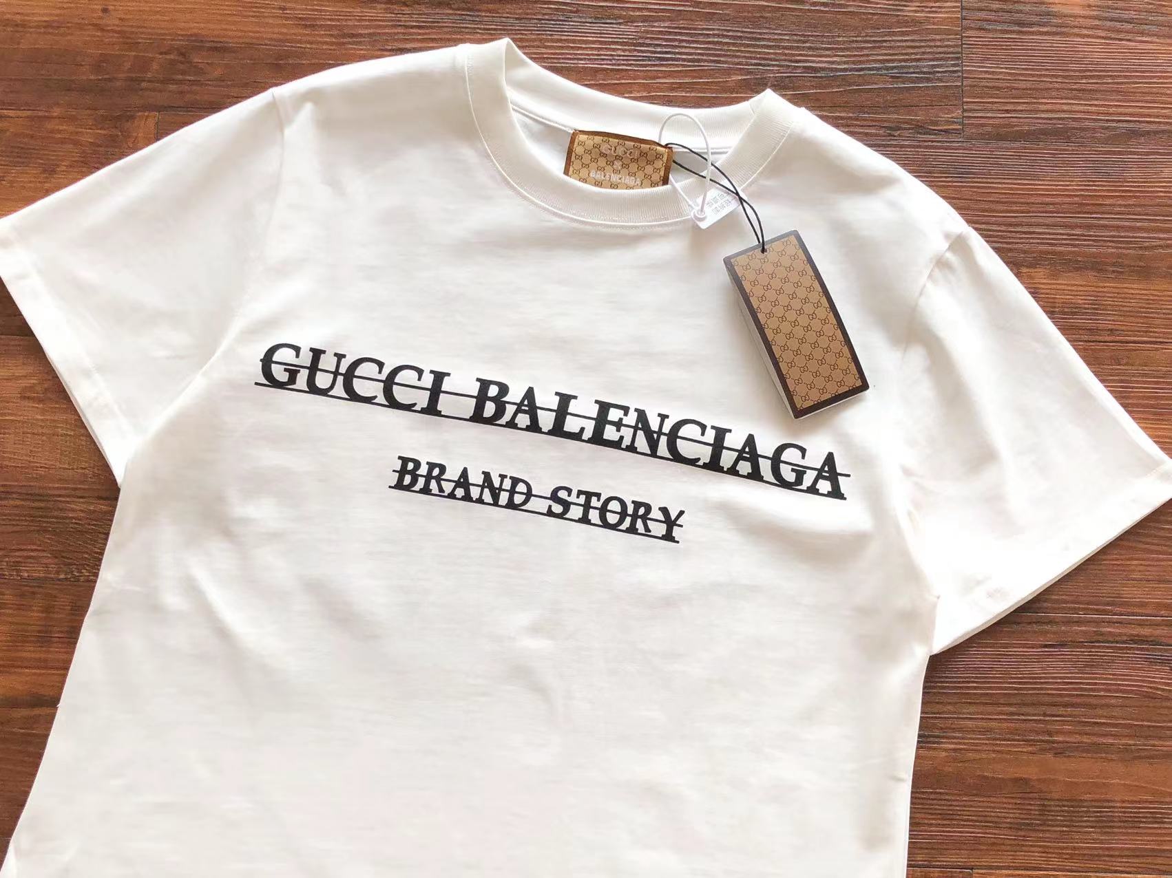 Gvc*1 x Ba1en*iaga T-shirt