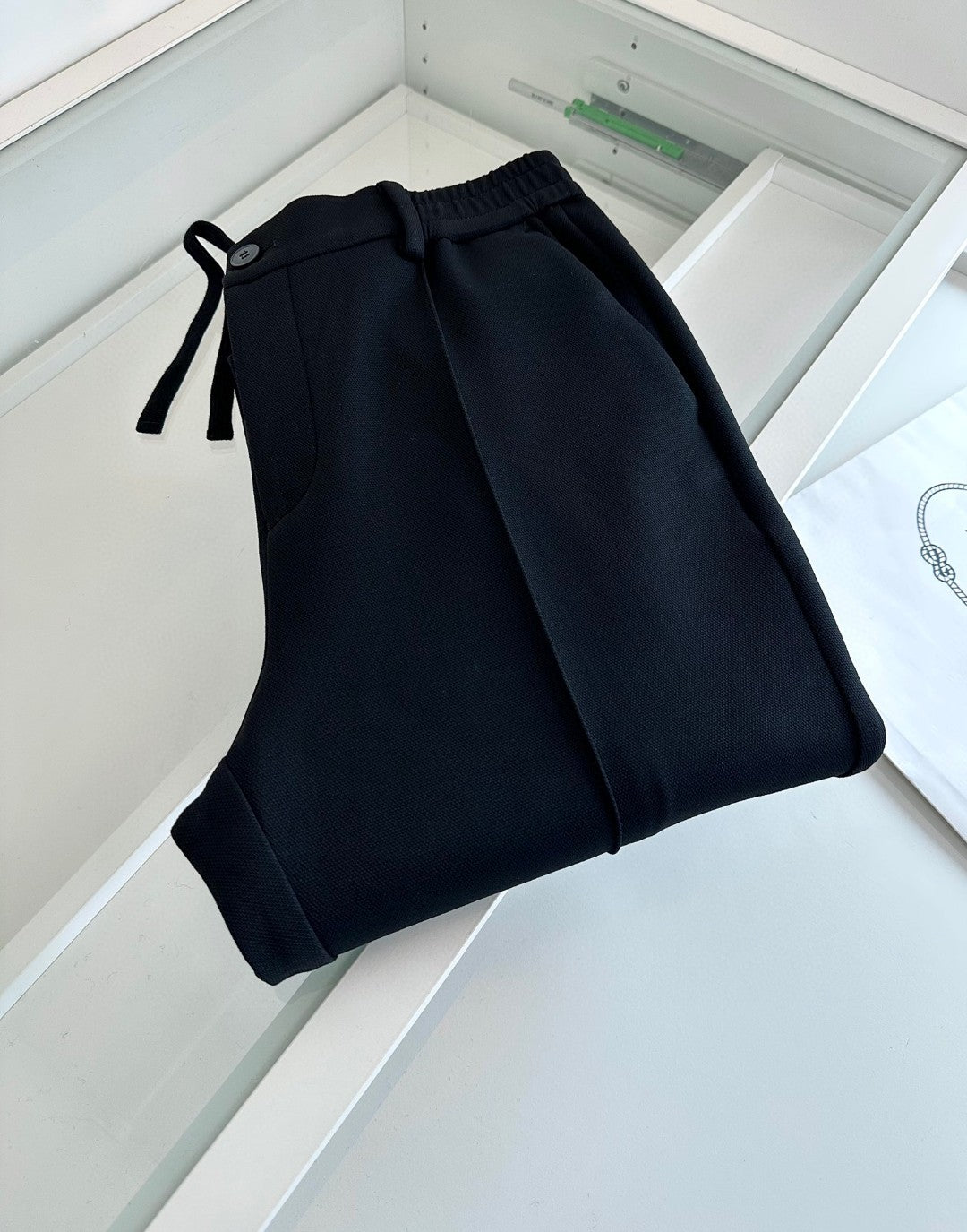Pra*a Pants